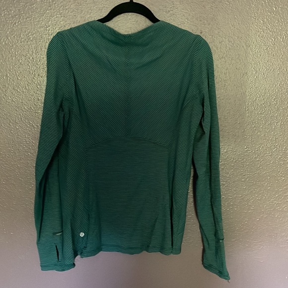 LULULEMON women’s long sleeve Sz 12 - Picture 4 of 6